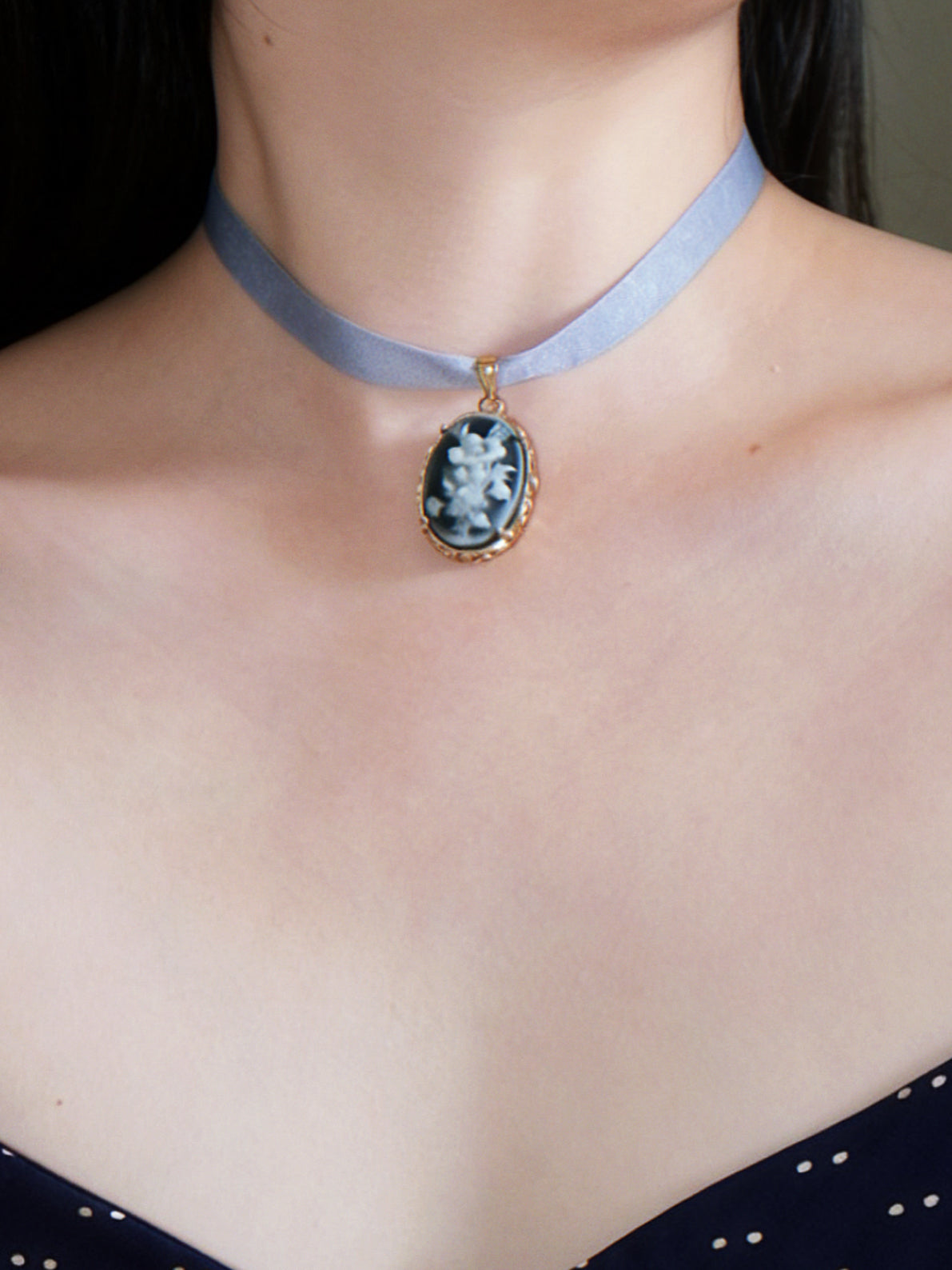 The Deep Nocturne. Vintage Carved Resin Rose Cameo Ribbon Choker-Necklace